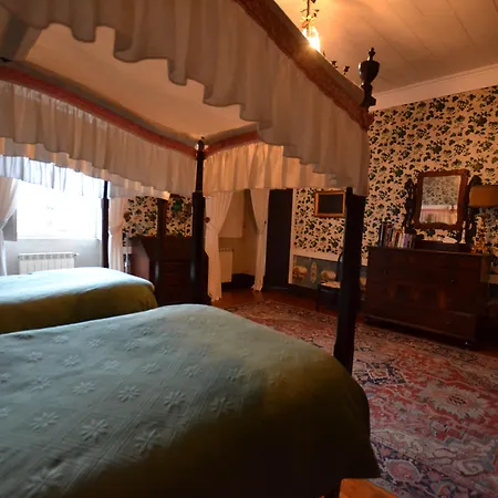 Gasthuis Casa De Sezim