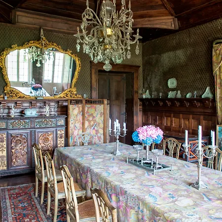 Pensionat Casa De Sezim 4*