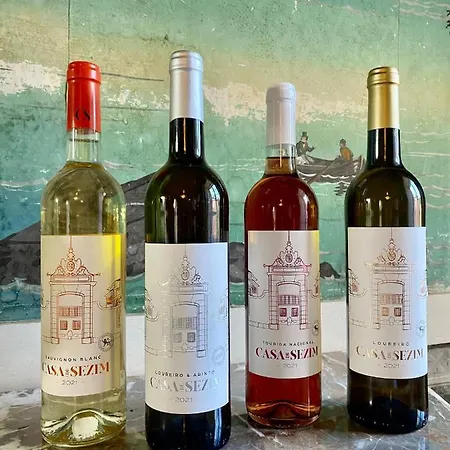 Casa De Sezim Guimarães