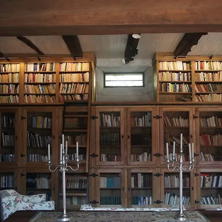 Casa De Sezim Guimarães