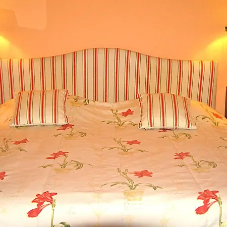 Casa De Sezim Guimaraes