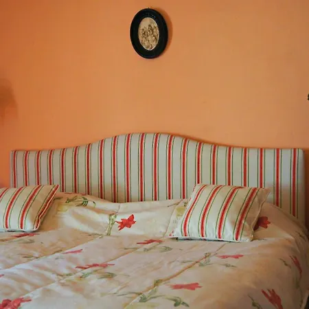 Casa De Sezim Guest house