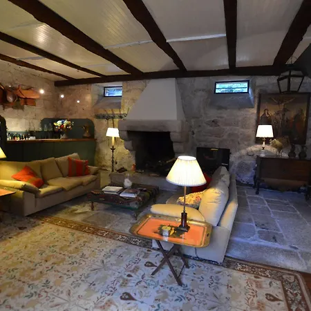 Casa De Sezim Guimaraes