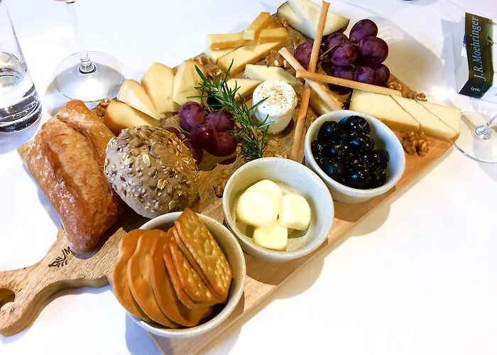 Casa De Sezim Гимарайнш