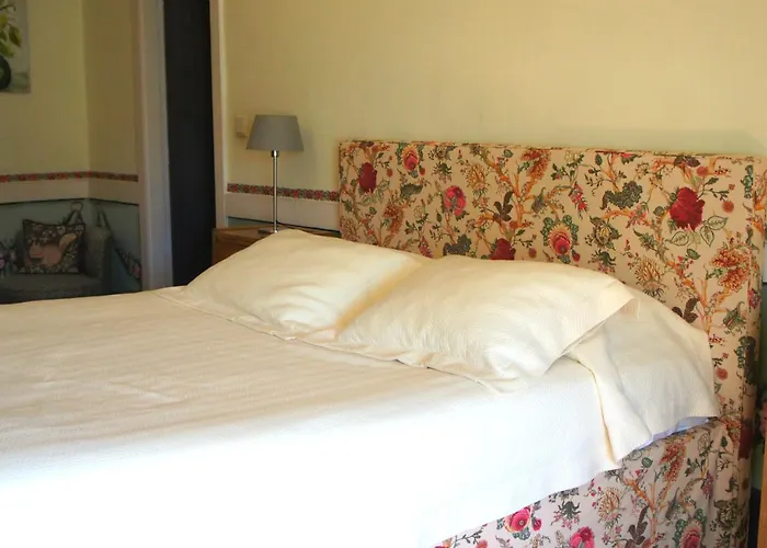 Casa De Sezim Guimarães